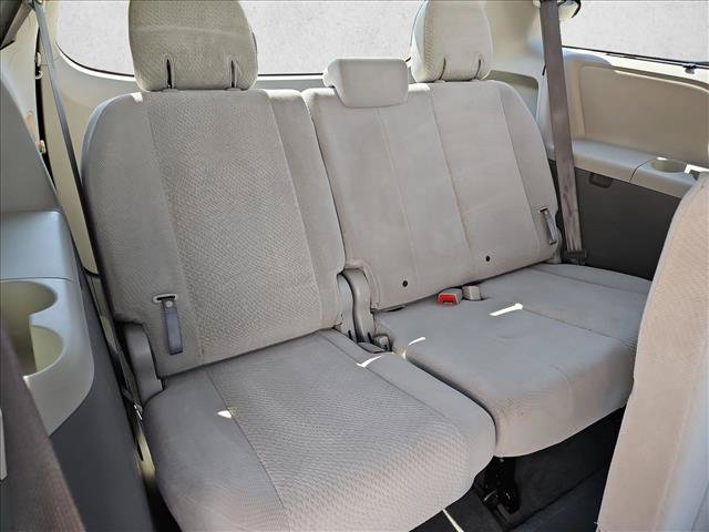 Used 2014 Toyota Sienna LE FWD image 18