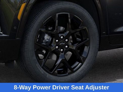 New 2026 Chevrolet Traverse RS w/ LPO, Floor Liner Package image 10