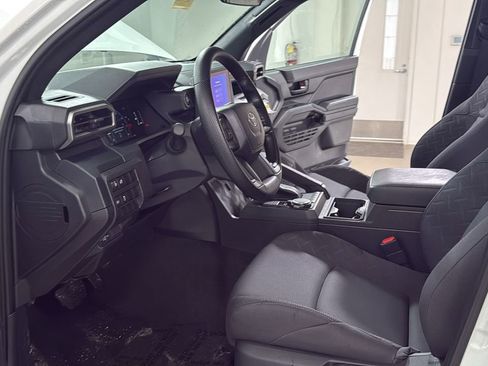 New 2026 Toyota Tacoma SR image 12
