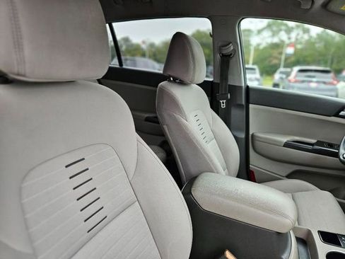 Used 2018 Kia Sportage LX image 14