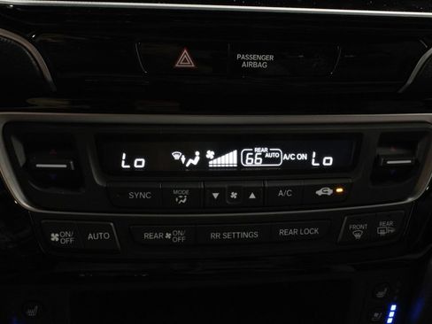 Used 2025 Honda Ridgeline Black Edition image 26