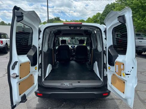 Certified 2023 Ford Transit Connect XL FWD image 5
