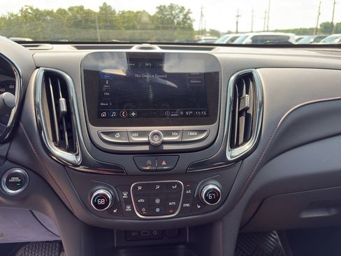 Used 2023 Chevrolet Equinox RS FWD image 7