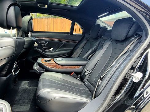 Used 2015 Mercedes-Benz S 550 Sedan image 7
