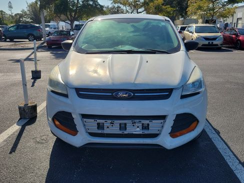 Used 2014 Ford Escape S image 2