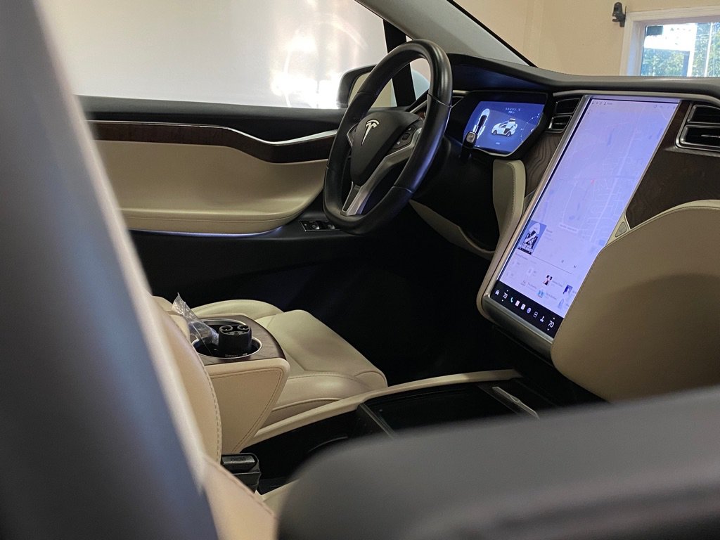 Used 2018 Tesla Model X AWD/4WD image 49