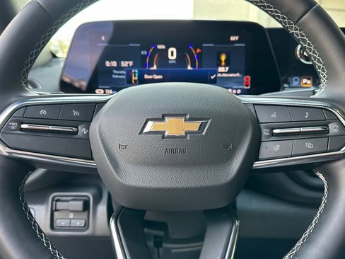 Used 2026 Chevrolet Silverado EV LT image 27