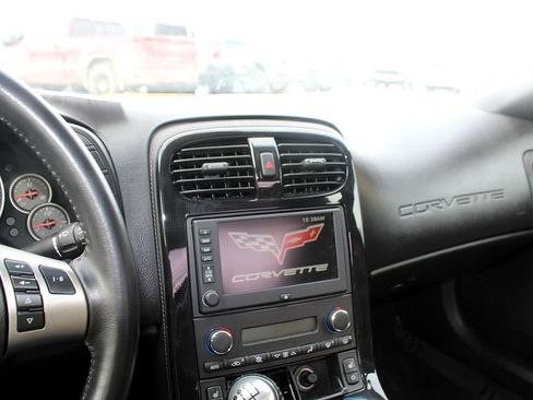 Used 2009 Chevrolet Corvette Z06 w/ Preferred Equipment Group RWD image 25
