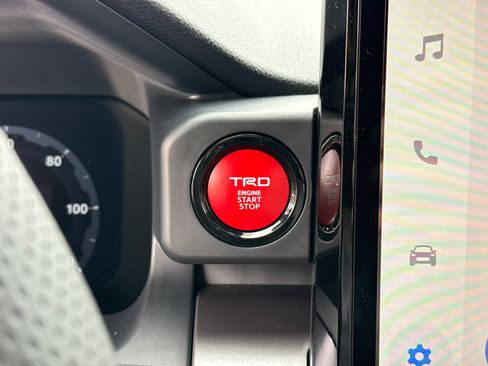 New 2025 Toyota Tacoma TRD Off-Road image 31