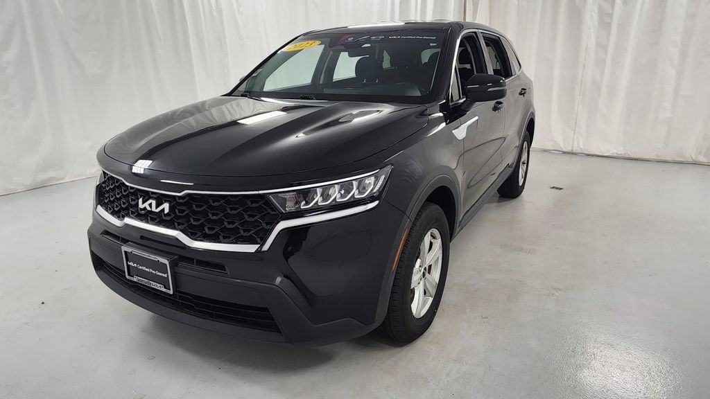 Used 2023 Kia Sorento LX AWD/4WD image 7