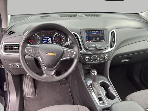 Used 2021 Chevrolet Equinox LT FWD image 16