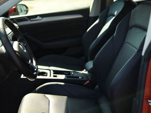 Used 2019 Volkswagen Arteon SE image 32