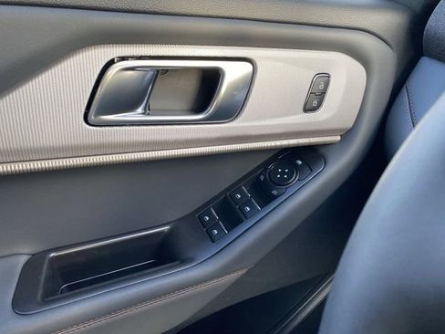 New 2026 Ford Explorer Active image 28