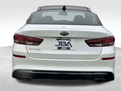 Used 2020 Kia Optima SE image 26