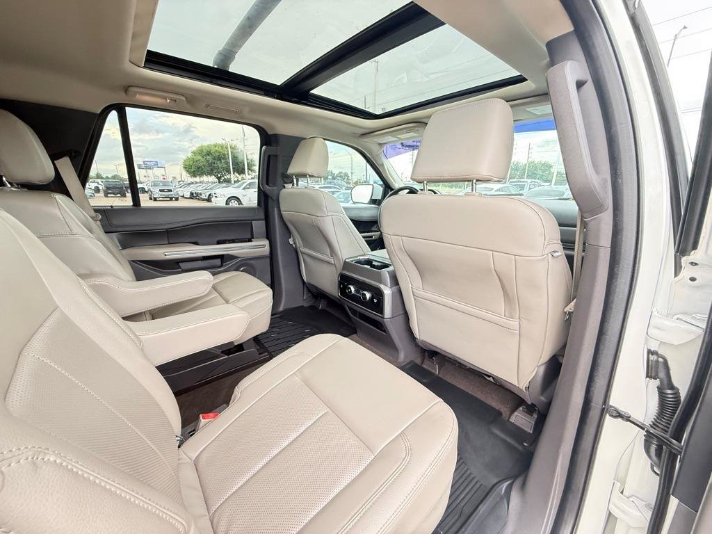 Used 2021 Ford Expedition XLT RWD image 15