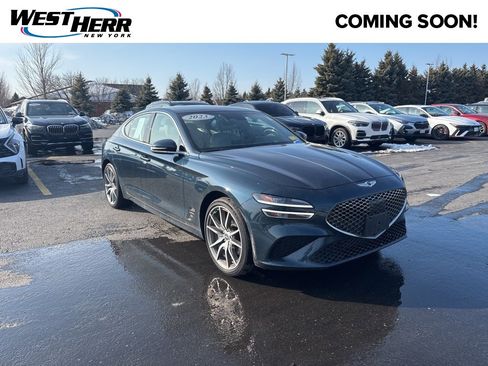 Used 2023 Genesis G70 2.0T image 1