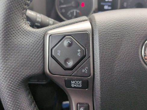 Used 2021 Toyota Tacoma SR5 RWD image 15
