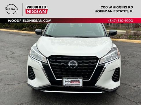 Certified 2024 Nissan Kicks SV FWD image 2