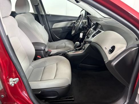 Used 2014 Chevrolet Cruze LT w/ All-Star Edition FWD image 27