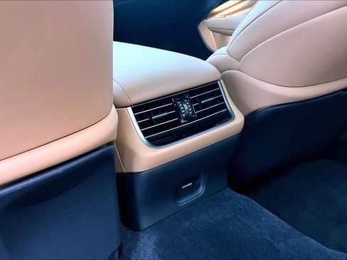 Used 2022 Lexus LS 500 500 Base w/ Interior Upgrade Package image 30