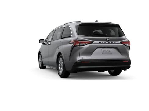 New 2026 Toyota Sienna XLE image 7