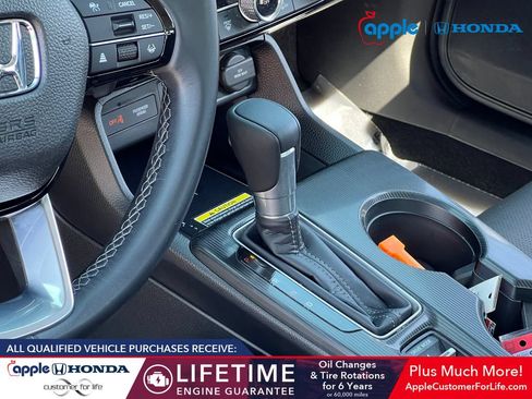 Used 2024 Honda Civic Touring image 16