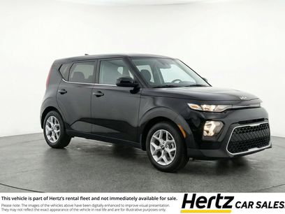 Used 2025 Kia Soul LX w/ LX Technology Package