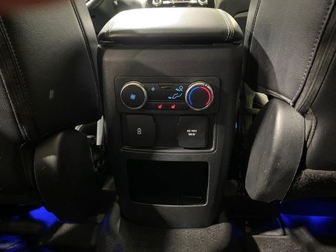 Used 2021 Ford Explorer Limited image 13