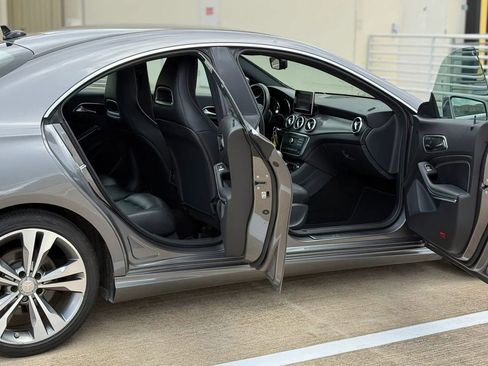 Used 2015 Mercedes-Benz CLA 250 image 19