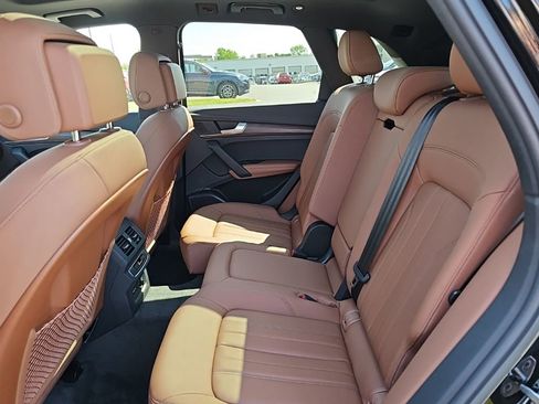 Used 2023 Audi Q5 2.0T Premium Plus AWD/4WD image 12