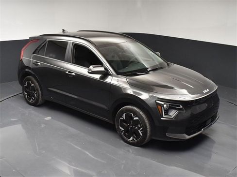 Used 2024 Kia Niro Wind image 39