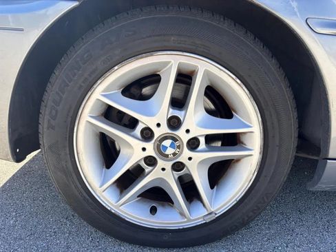 Used 2004 BMW 325Ci Convertible RWD image 32