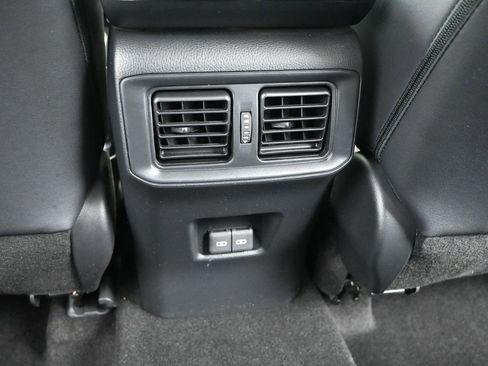 Used 2023 Toyota RAV4 Limited image 14