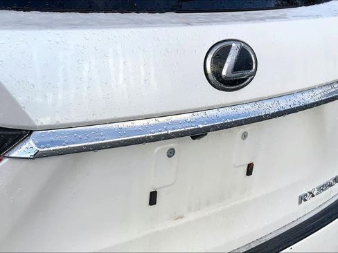 Used 2019 Lexus RX 350L w/ Premium Package image 30