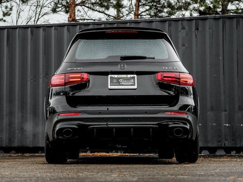 New 2026 Mercedes-Benz GLB 35 AMG 4MATIC image 9