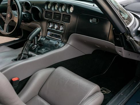Used 1994 Dodge Viper RT/10 RWD image 15