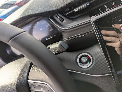 New 2025 Jeep Grand Cherokee Altitude RWD image 24