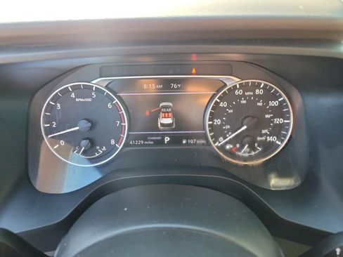 Used 2023 Nissan Rogue SV FWD image 27