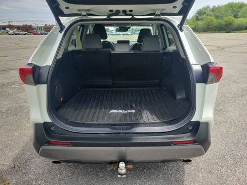 Used 2021 Toyota RAV4 Limited AWD/4WD image 17