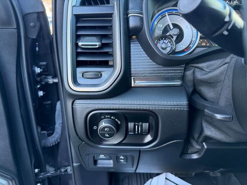 Used 2021 RAM 1500 Limited image 16