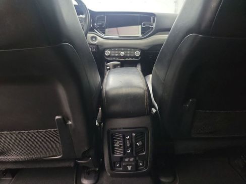 Used 2021 Dodge Durango R/T w/ Technology Group image 23