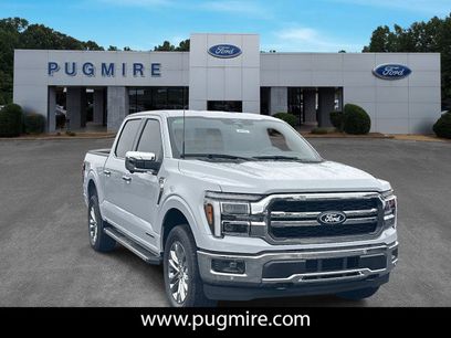 New 2025 Ford F150 Lariat w/ Equipment Group 501A Mid