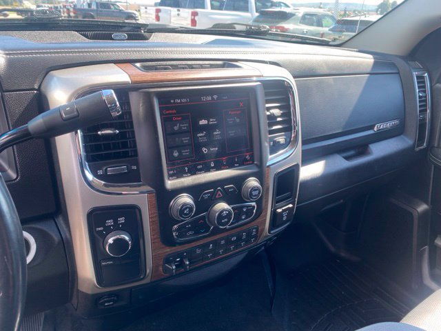 Used 2018 RAM 2500 Laramie w/ Snow Chief Group AWD/4WD image 13