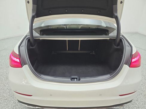 Used 2024 Mercedes-Benz C 300 Sedan image 18