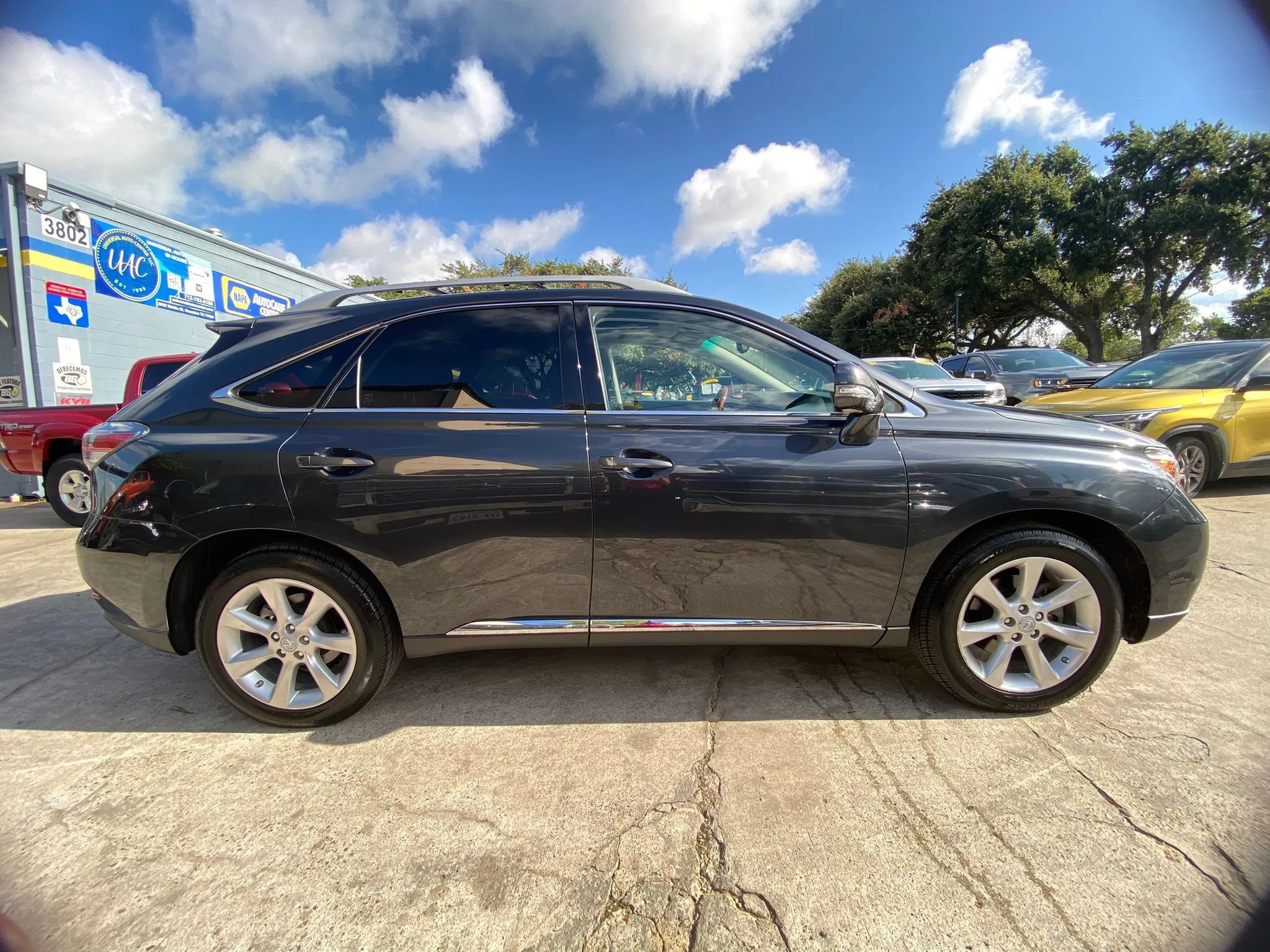 Used 2011 Lexus RX 350 2WD w/ Luxury Pkg image 9