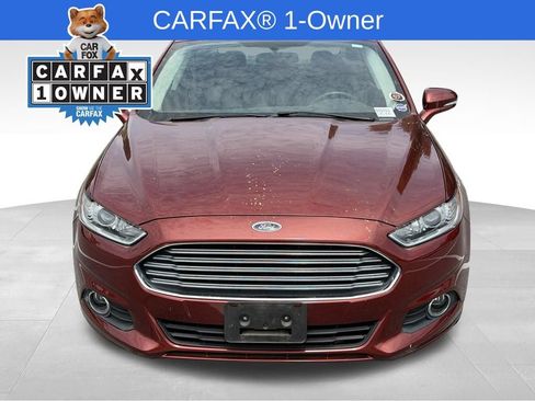 Used 2014 Ford Fusion SE FWD image 2