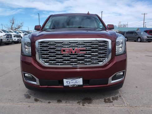 Used 2020 GMC Yukon XL Denali AWD/4WD image 3
