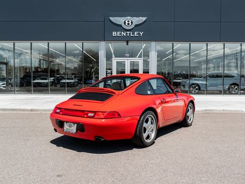 Used 1995 Porsche 911 Carrera RWD image 3