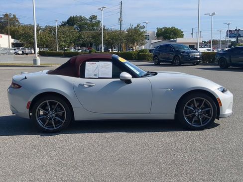 Used 2018 MAZDA MX-5 Miata Grand Touring image 12
