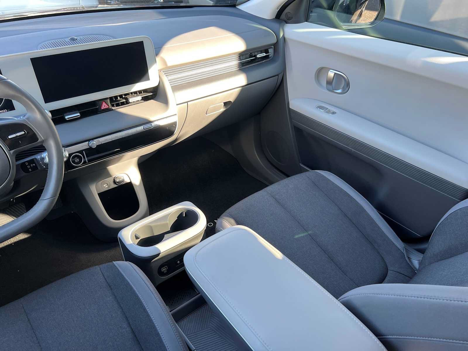 Used 2024 Hyundai Ioniq 5 SEL RWD image 38